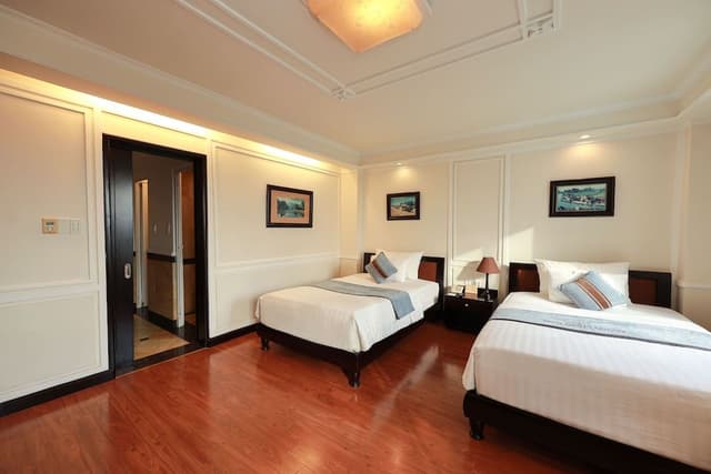 Deluxe Twin Room (French Wing)