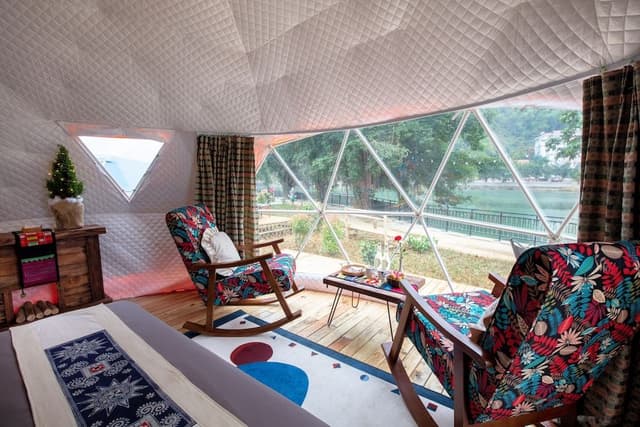 Deluxe Tent