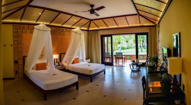 Bungalow Garden/Pool view