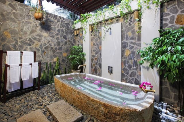 Bungalow Garden/Pool view
