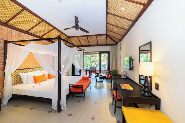Bungalow Garden/Pool view