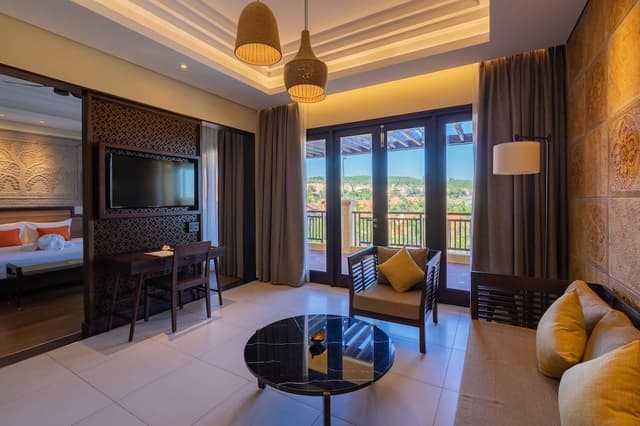 Signature Suite