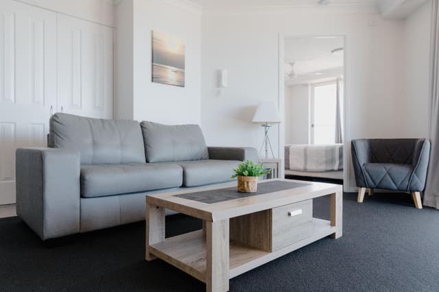 2 Bedroom