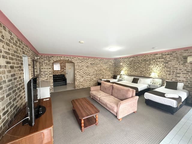 Executive 2 Bedroom Family Room
