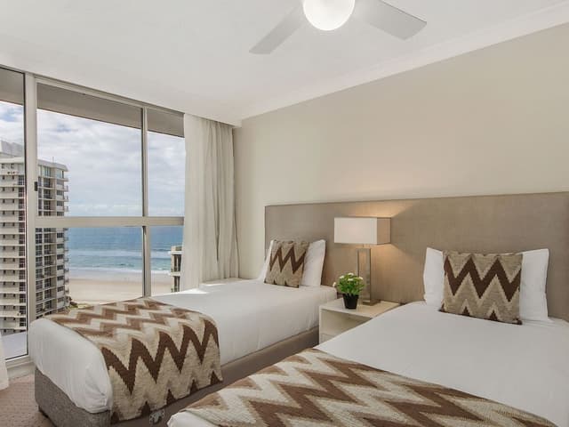 2 Bdrm Superior Beachfront Apt