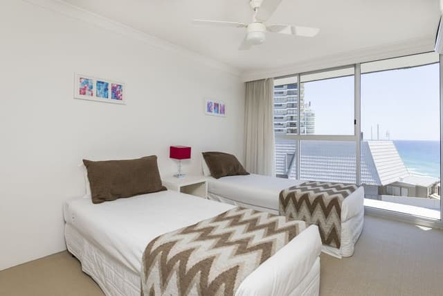 2 Bdrm Standard Beachfront Apt