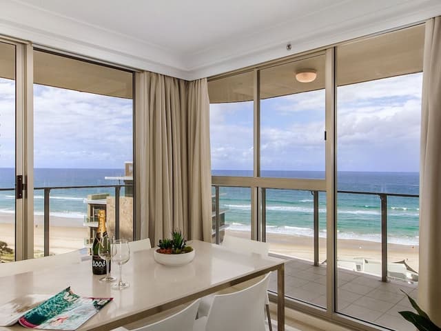 2 Bdrm Superior Beachfront Apt