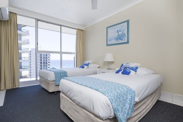 2 Bdrm Standard Beachfront Apt