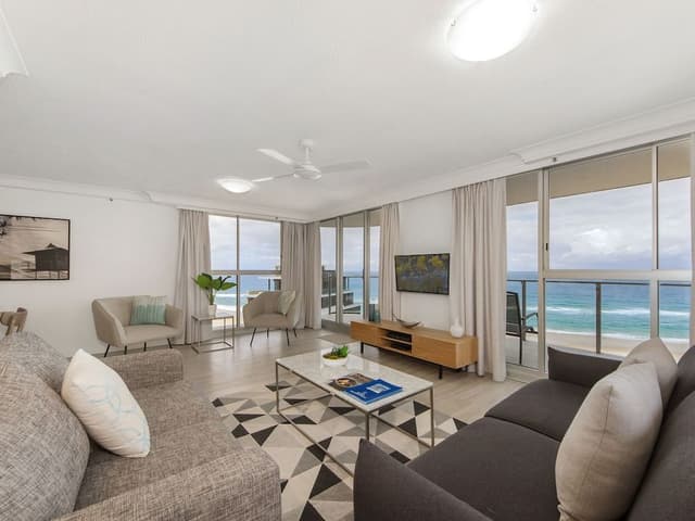 2 Bdrm Superior Beachfront Apt