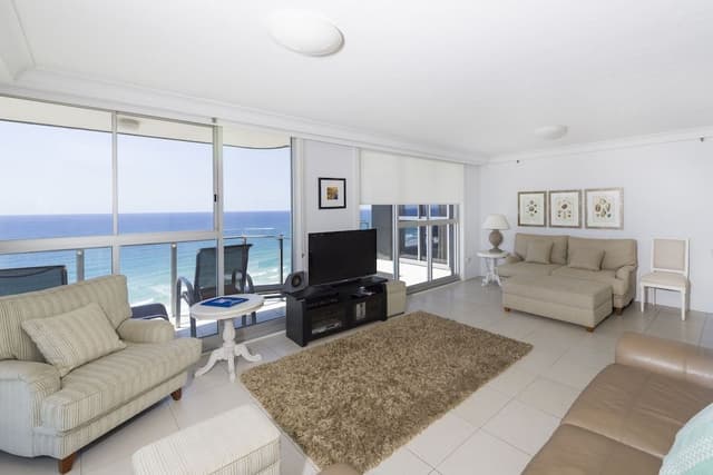 2 Bdrm Standard Beachfront Apt
