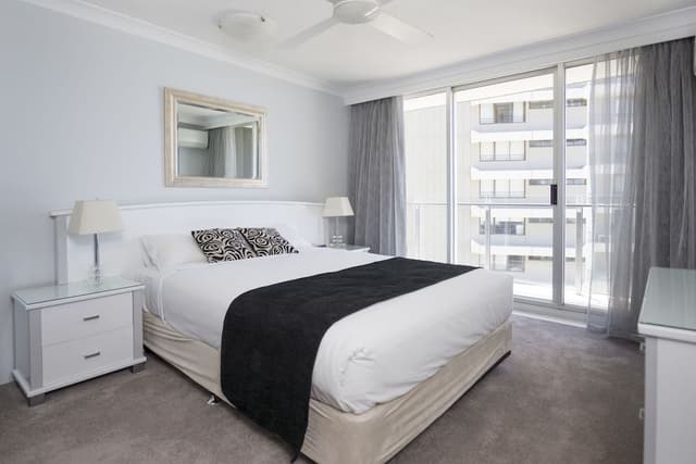 2 Bdrm Standard Beachfront Apt
