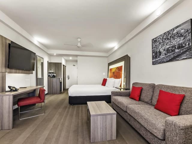 Superior Room, 1 Queen Bed, Harbor View