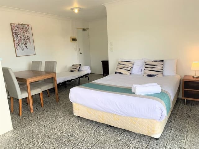 Family Apartment, 1 Bedroom, Kitchen