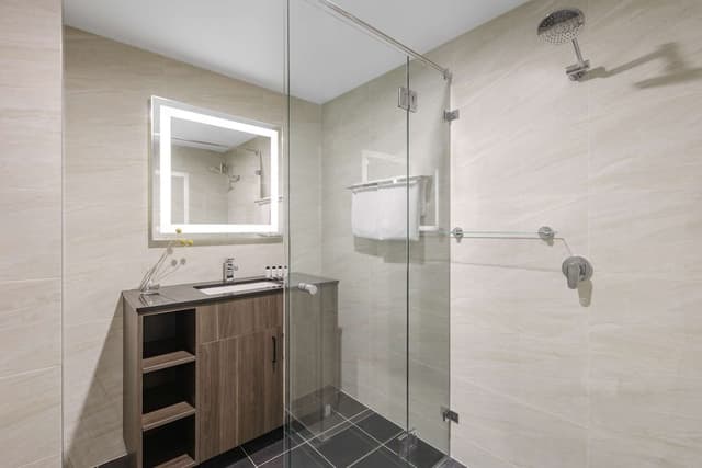 Executive 2 Bedroom Dual Key