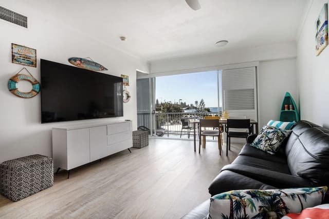 2 Bedroom Balcony - Poolside Tower