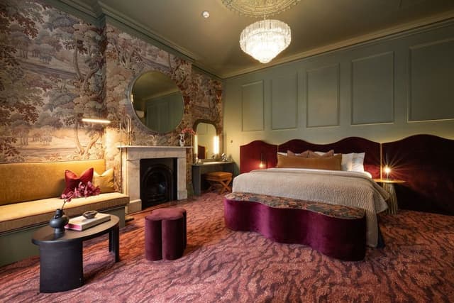 Velvet Suite