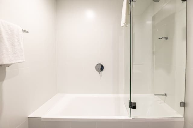 Corner Deluxe Room