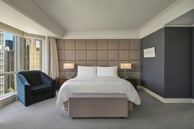 Suite, 1 Bedroom, City View (Regent Suite)