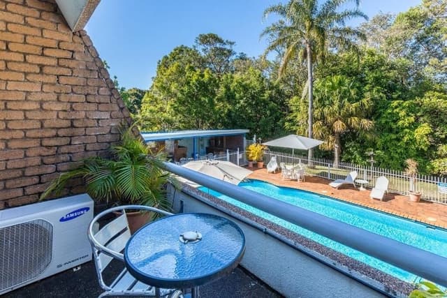 Superior Room, 1 Queen Bed, Pool View