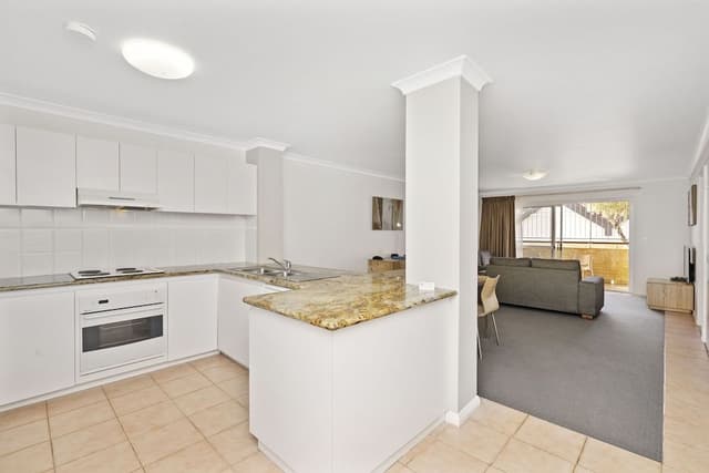 Deluxe 2 Bedroom Ground Floor Apartment