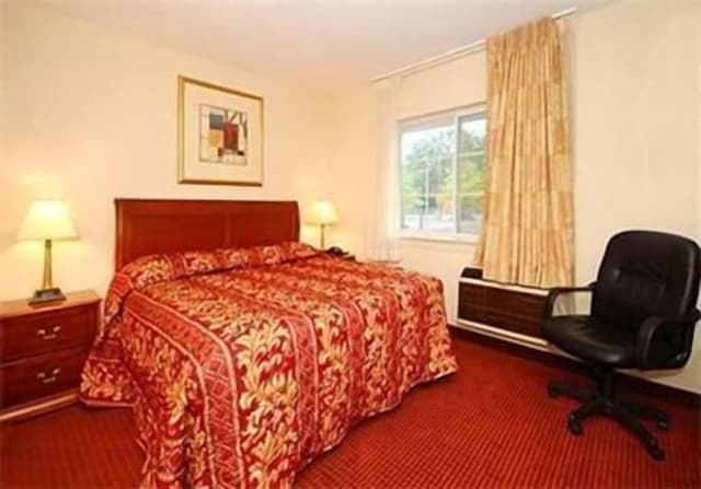 Romantic Single Room, 1 King Bed