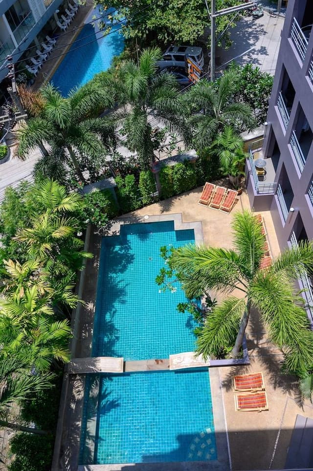 Deluxe Twin Room, Pool View