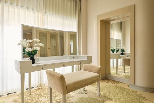 Royal Suite