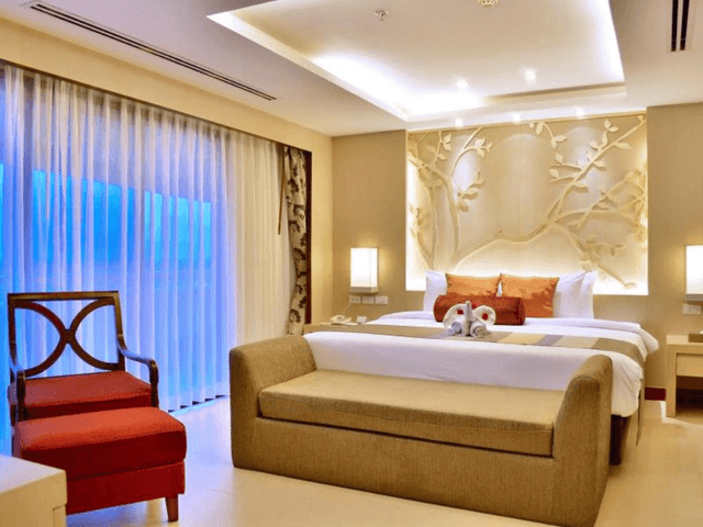 Executive Suite