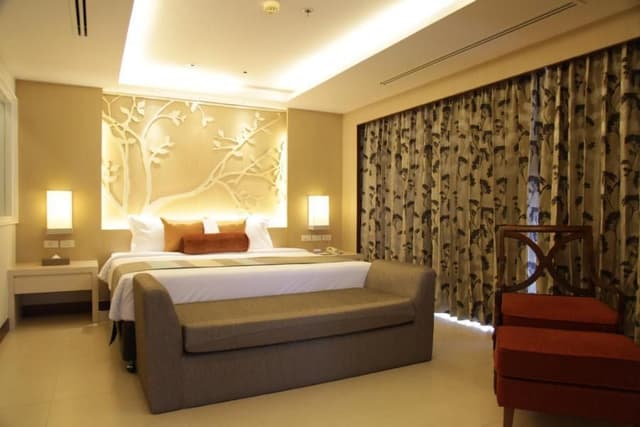 Executive Suite