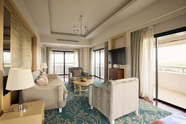 Royal Suite