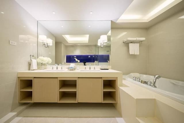 Royal Suite