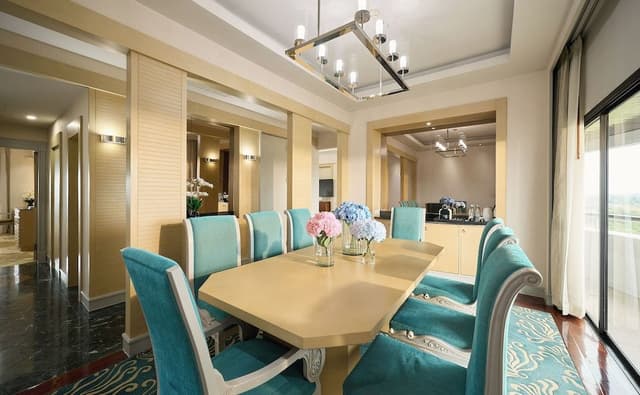 Royal Suite