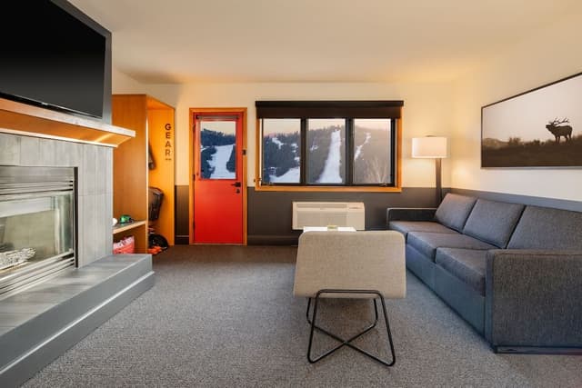 Suite, 1 King Bed with Sofa bed, Kitchen