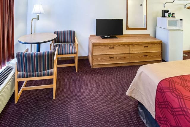 Standard Room, 1 Queen Bed, Non Smoking