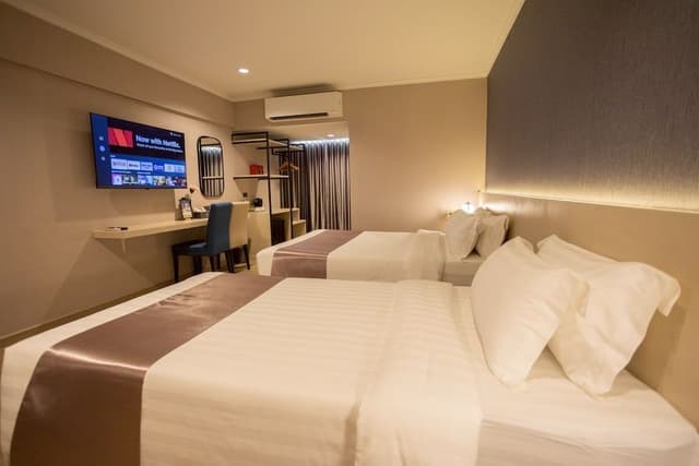 Premier Room