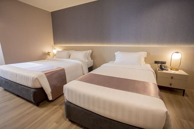 Premier Room
