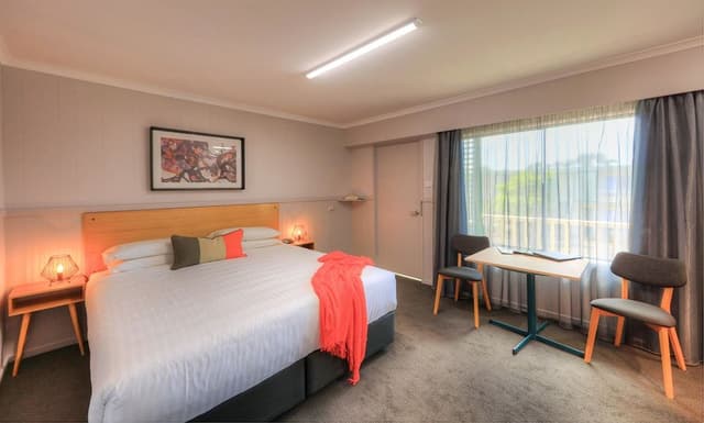 Standard Room, 1 Queen Bed, Non Smoking