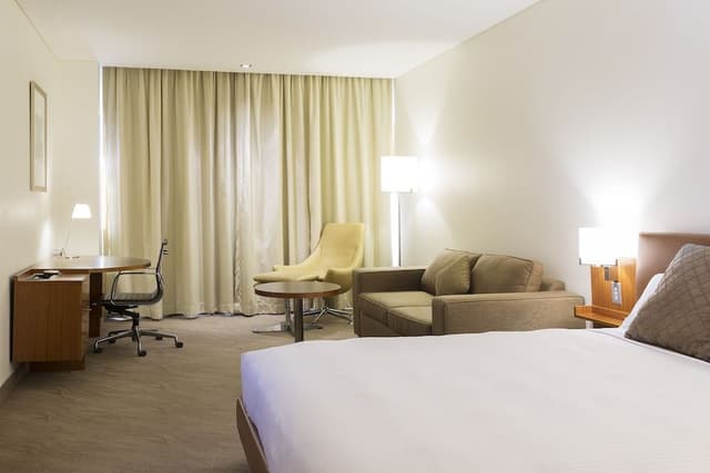 Executive Room, 1 King Bed with Sofa bed