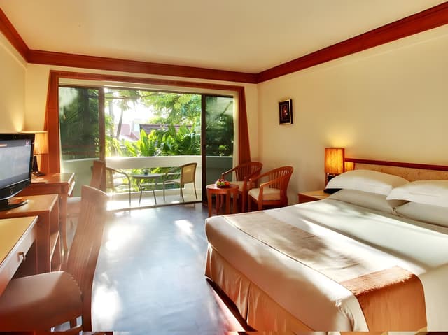Contemporary Thai Deluxe