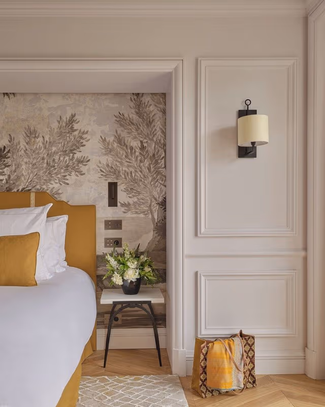 Suite (Louise)