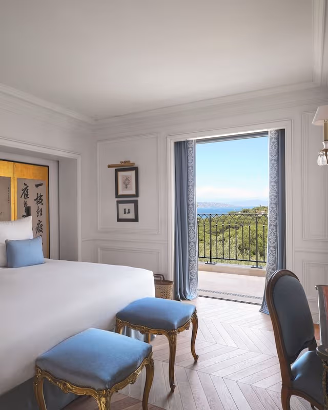 Suite, Multiple Beds