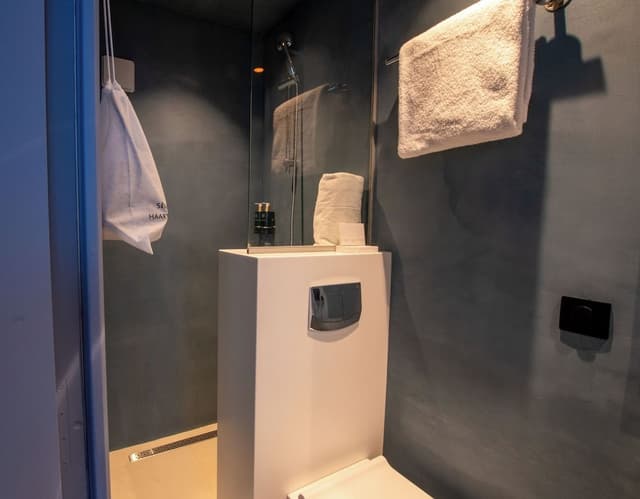 Comfort Room (Building 2)