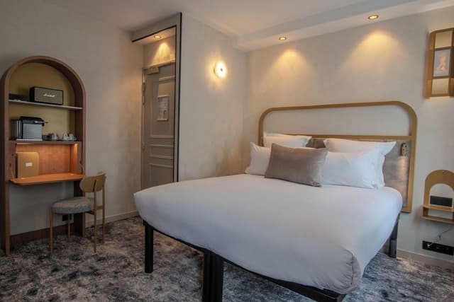 Comfort Room (Building 2)