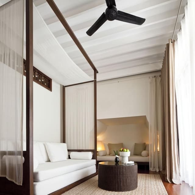 Duplex Interconnecting Pool Villa Suite