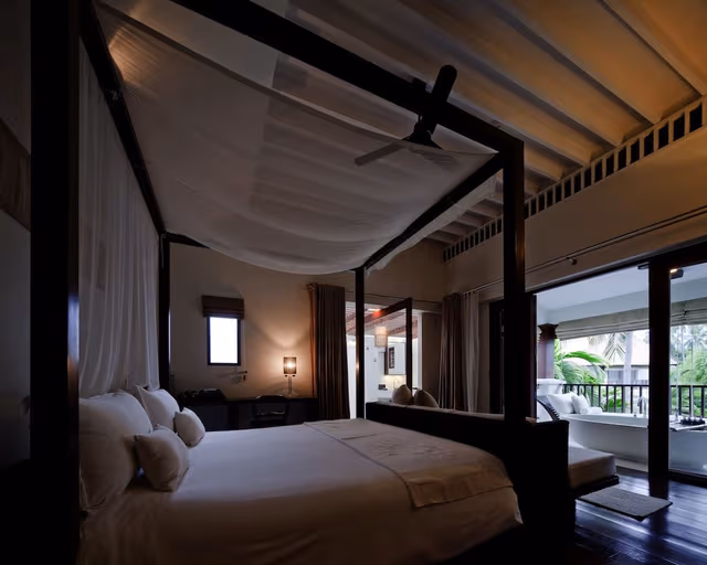Duplex Interconnecting Pool Villa Suite