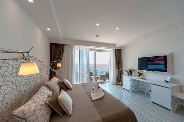 Suite, Balcony, Sea View