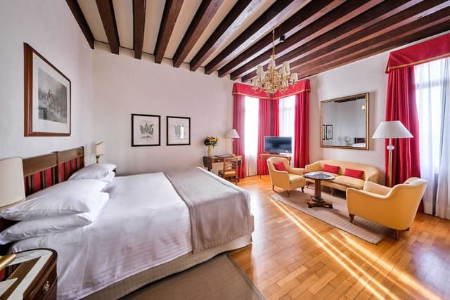 Junior Suite (Premier)