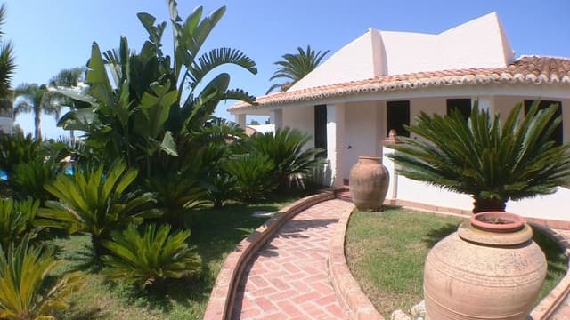 Classic Triple Room, 1 Bedroom, Garden View