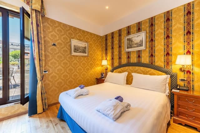 Superior Room, 1 King Bed, Non Smoking, Terrace