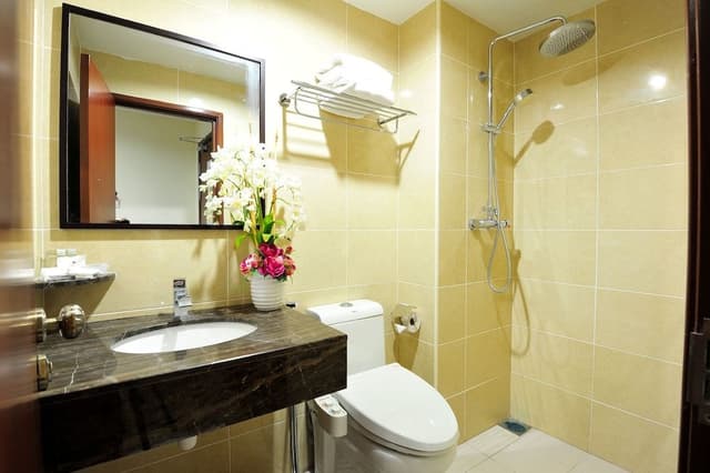 Deluxe Room, 1 Queen Bed